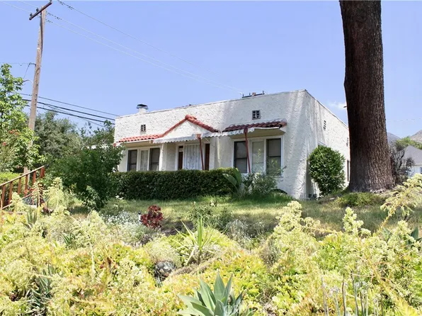 907 E Poppyfields Dr, Altadena, CA 91001