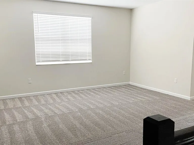 17052 Quicksilver Ave — Photo 6