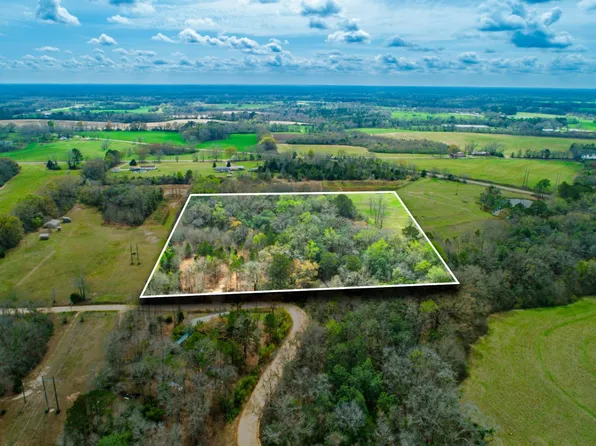 27180 Deer Run Rd, Opp, AL 36467