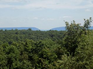 1057 Cherry Lane Rd, East Stroudsburg, PA 18301