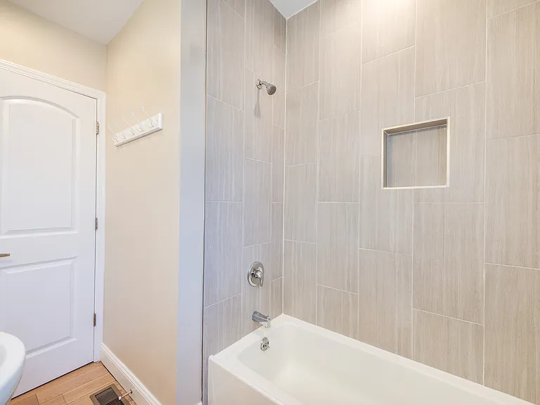 302 Springfield Ave — Photo 23