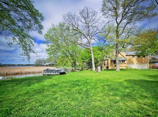 201 Shotwell Ave, White Lake, MI