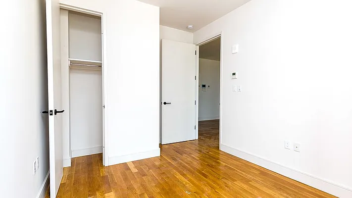 Rented by Nooklyn NYC LLC | media 66