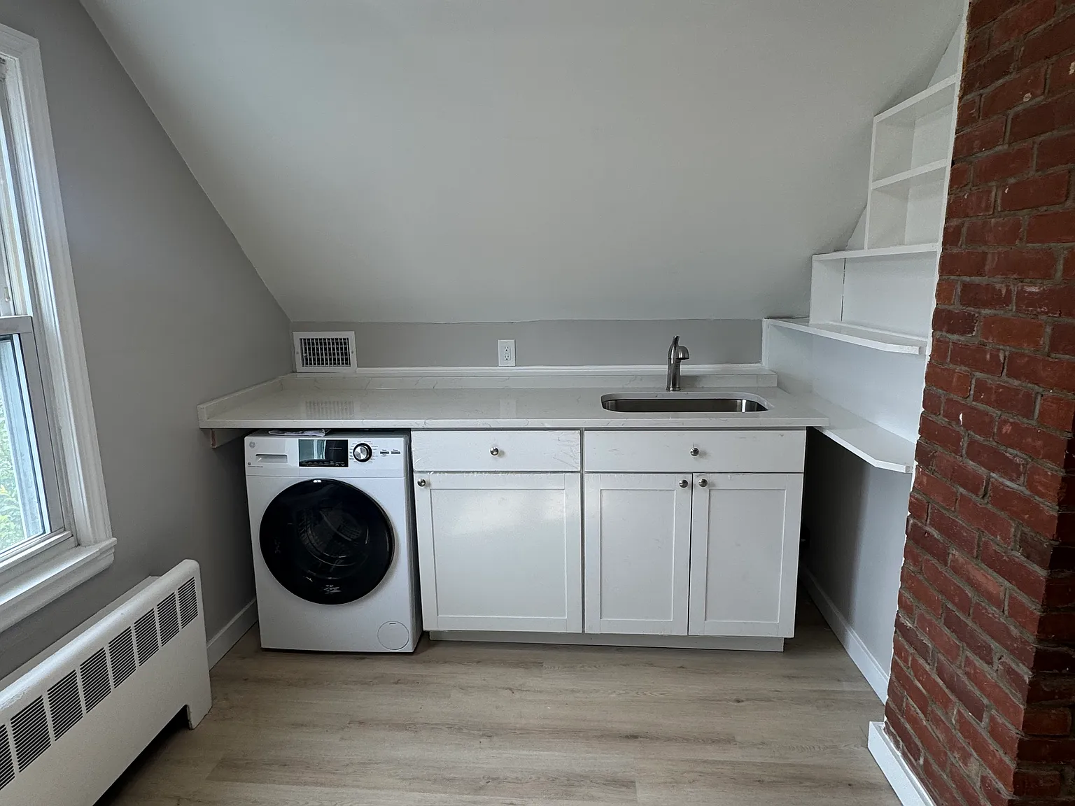 Studio, 450 sqft, $1,600 — Photo 4
