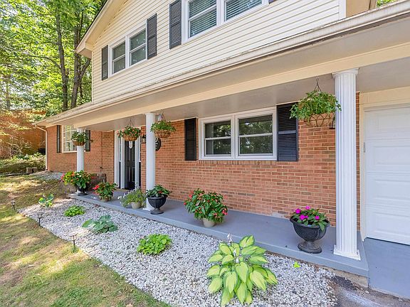 5th image of 1265 Chestnut Dr