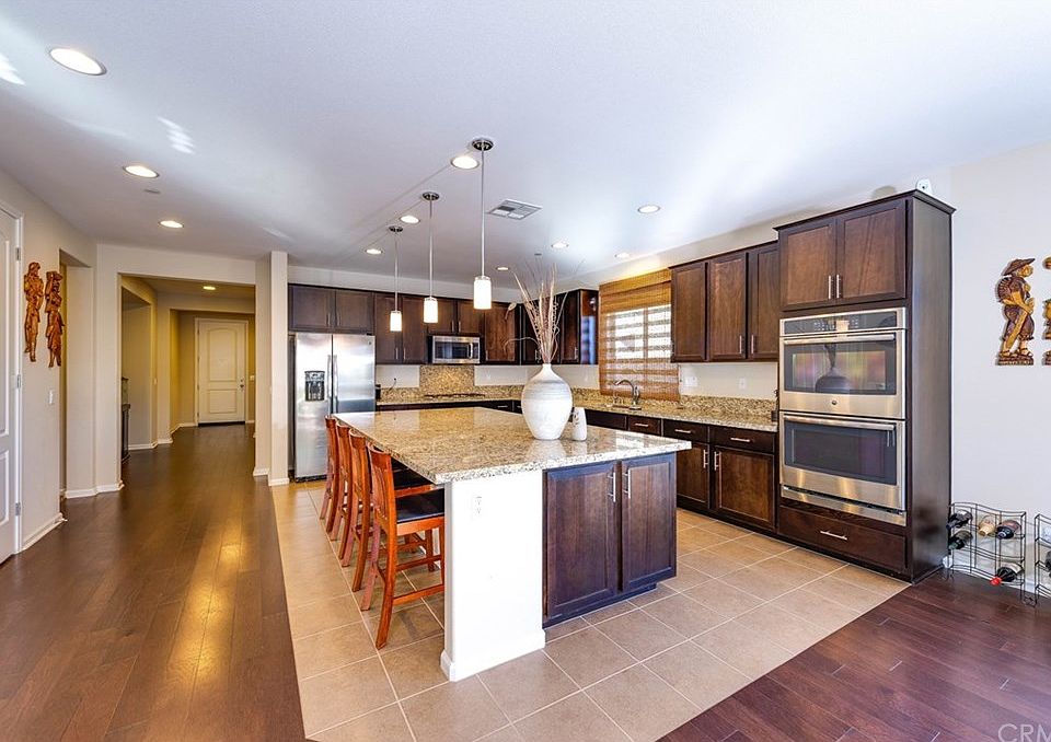 1st image of 36569 Geranium Dr