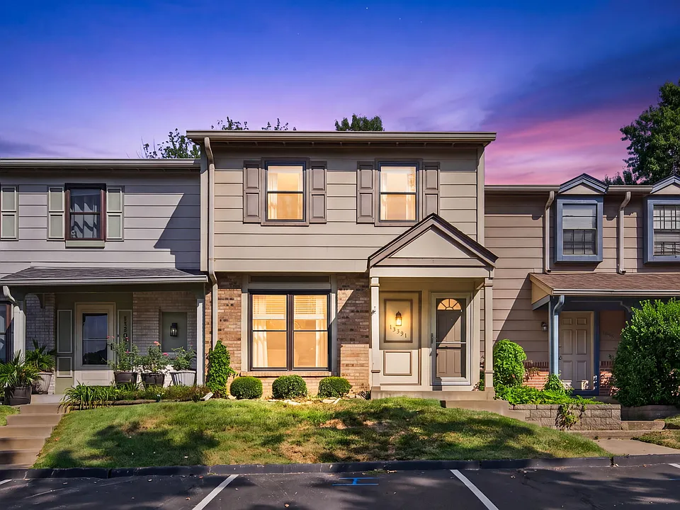 13391 Hiddendale Ln