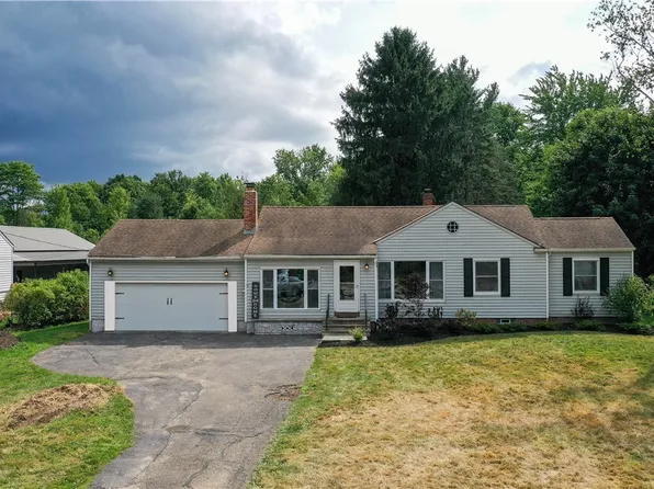 36600 Aurora Rd, Solon, OH 44139