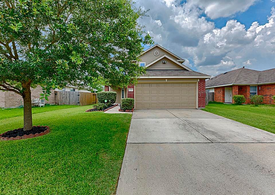 1st image of 4415 Plumeria Ave