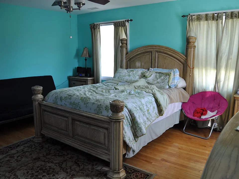 7 Fenwick Pl #2