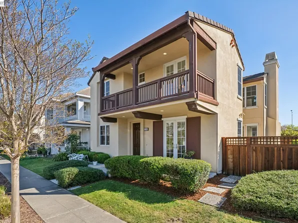 220 Hollister Ave, Alameda, CA 94501