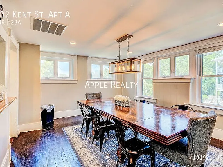 802 Kent St #A — Photo 8