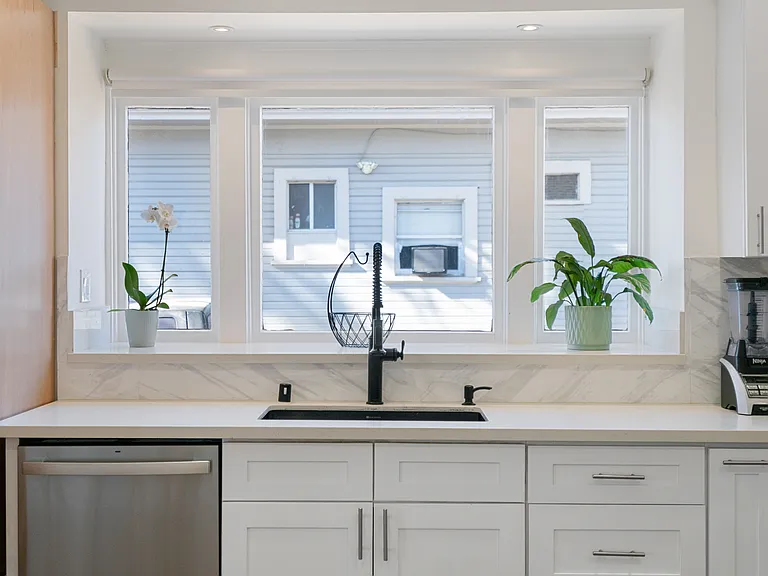 Fully-stocked kitchen
