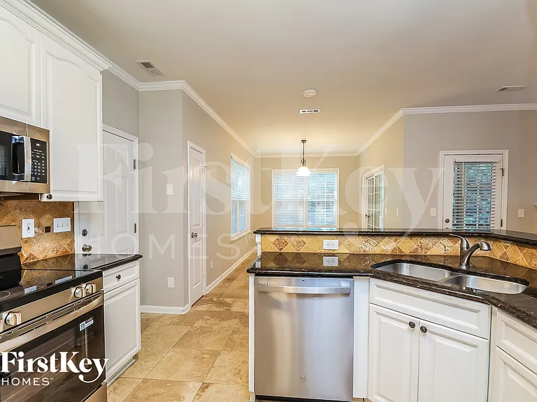 9306 Brookhill Ct — Photo 10