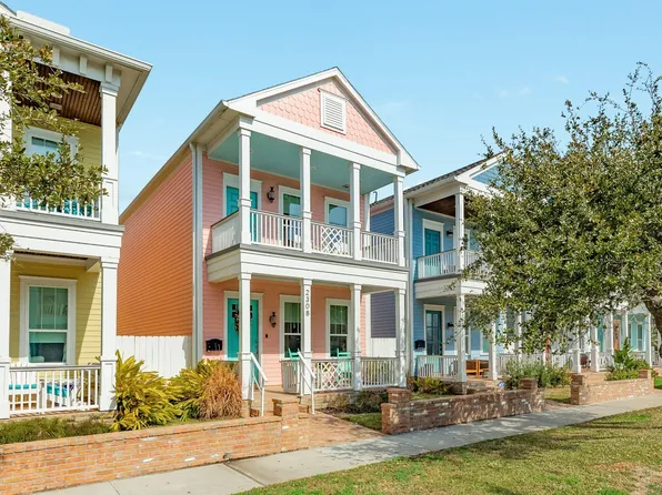 2308 Bernardo De Galvez Ave, Galveston, TX 77550