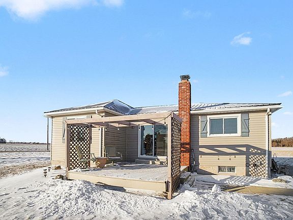 2nd image of 1523 Clark Rd