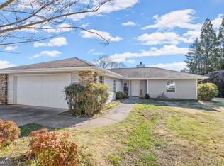 176 Navaho Trl, Jasper, GA 30143