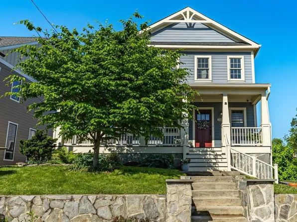 2138 N Stafford St, Arlington, VA 22207