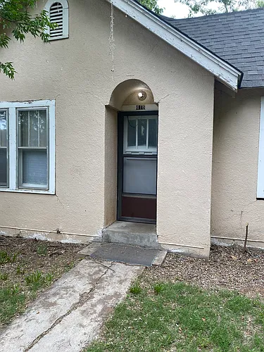 416 NW Arlington Ave Photo 1