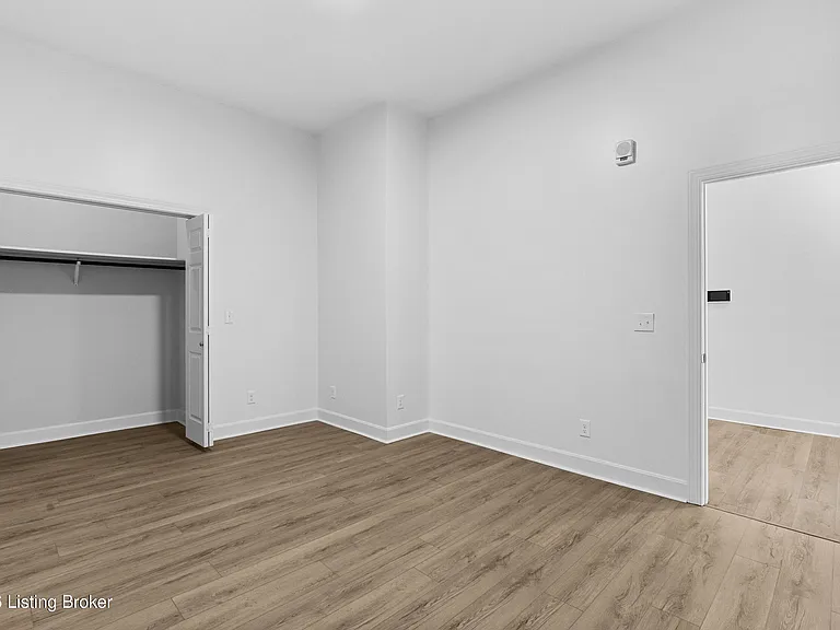 540 S 4th St #401 — Photo 18