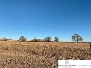 17610 Schram Rd, Gretna, NE 68028