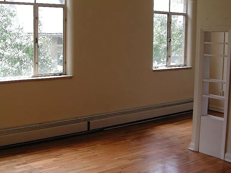 Building Photo 3