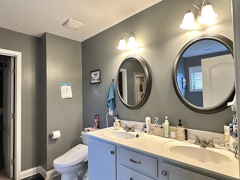 837 Saint Johns Loop — Photo 9