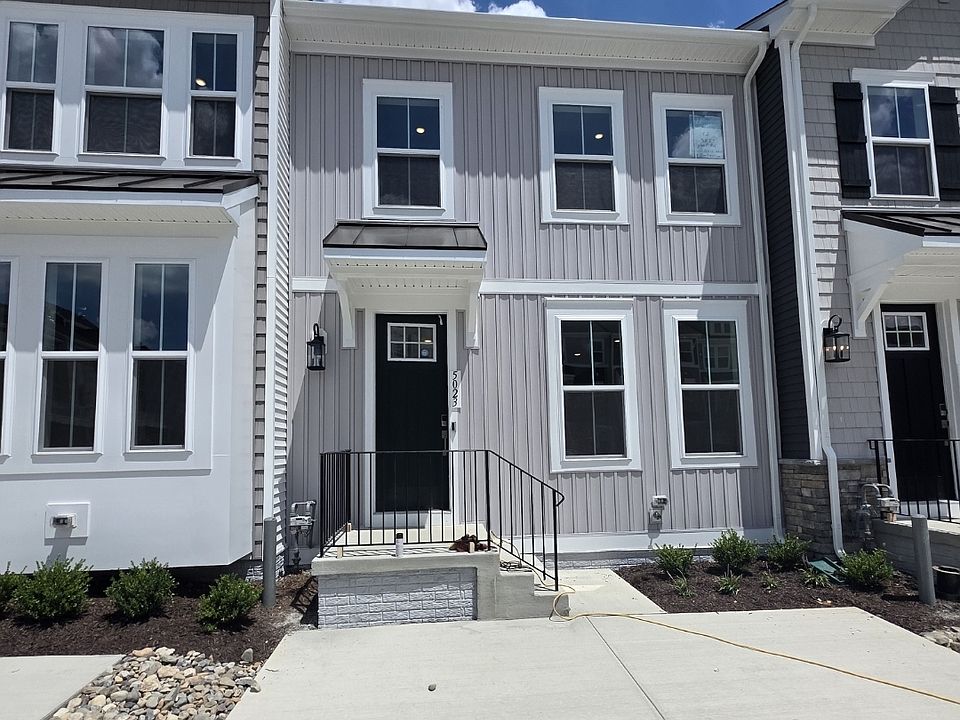 5023 Bigleaf with two dedicated parking spots. Ring doorbell and Kwickset Smart Entry.
