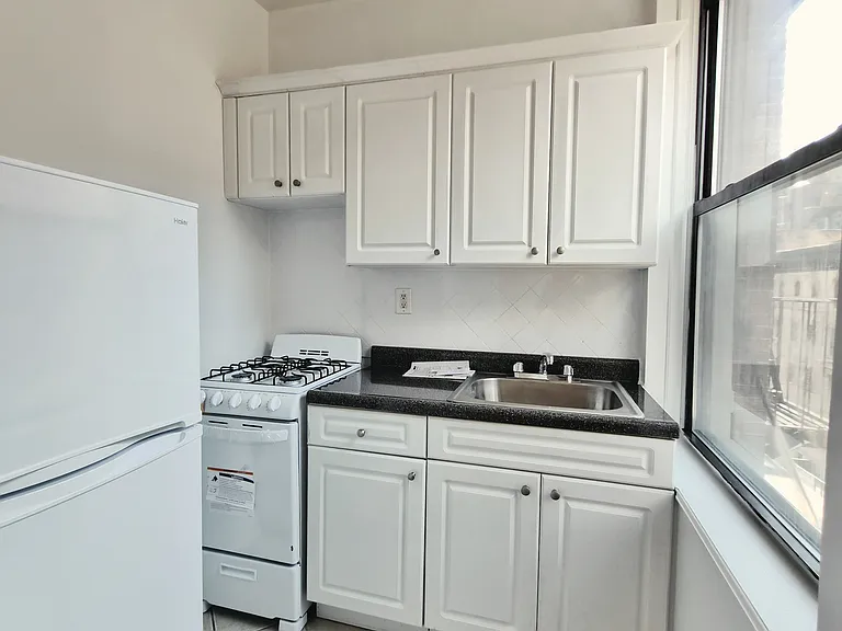 349 W 85th St #56 — Photo 3