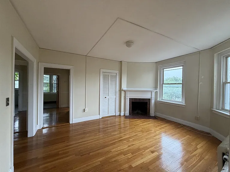 5 Craigie Cir #46 — Photo 1