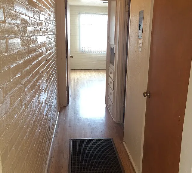 Charming Nob Hill 1 Bedroom with Private Garage — Photo 29