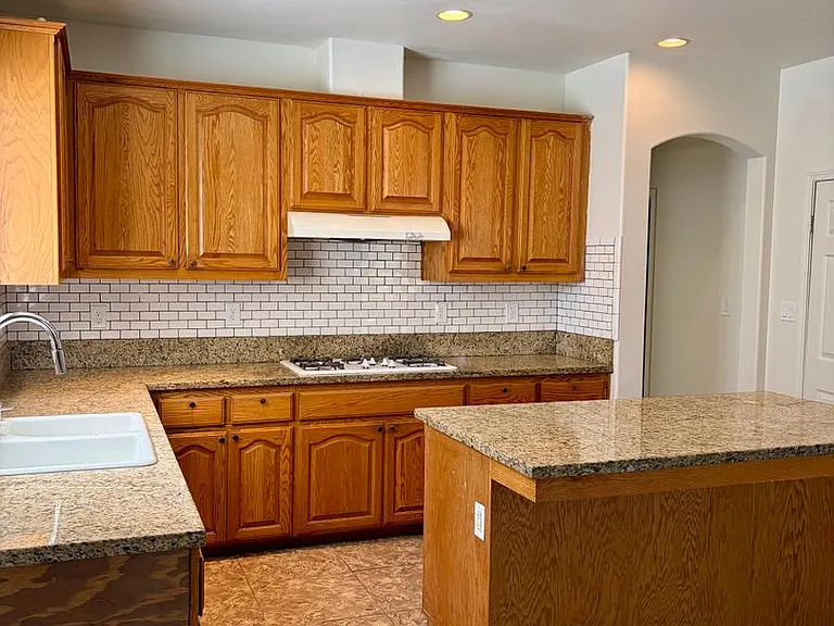 118 Emerald Isle Way — Photo 11