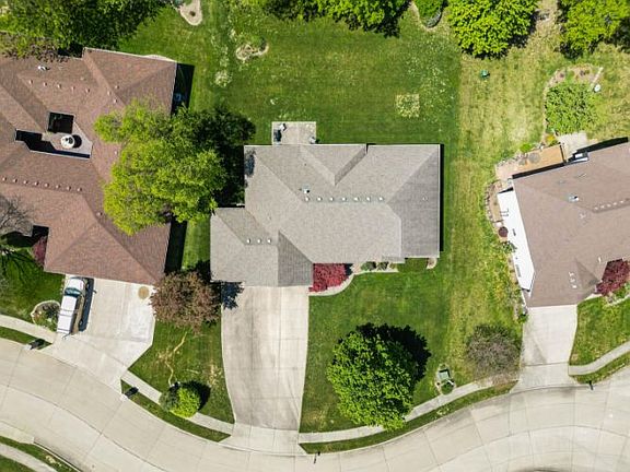 5th image of 303 Shellbark Ct
