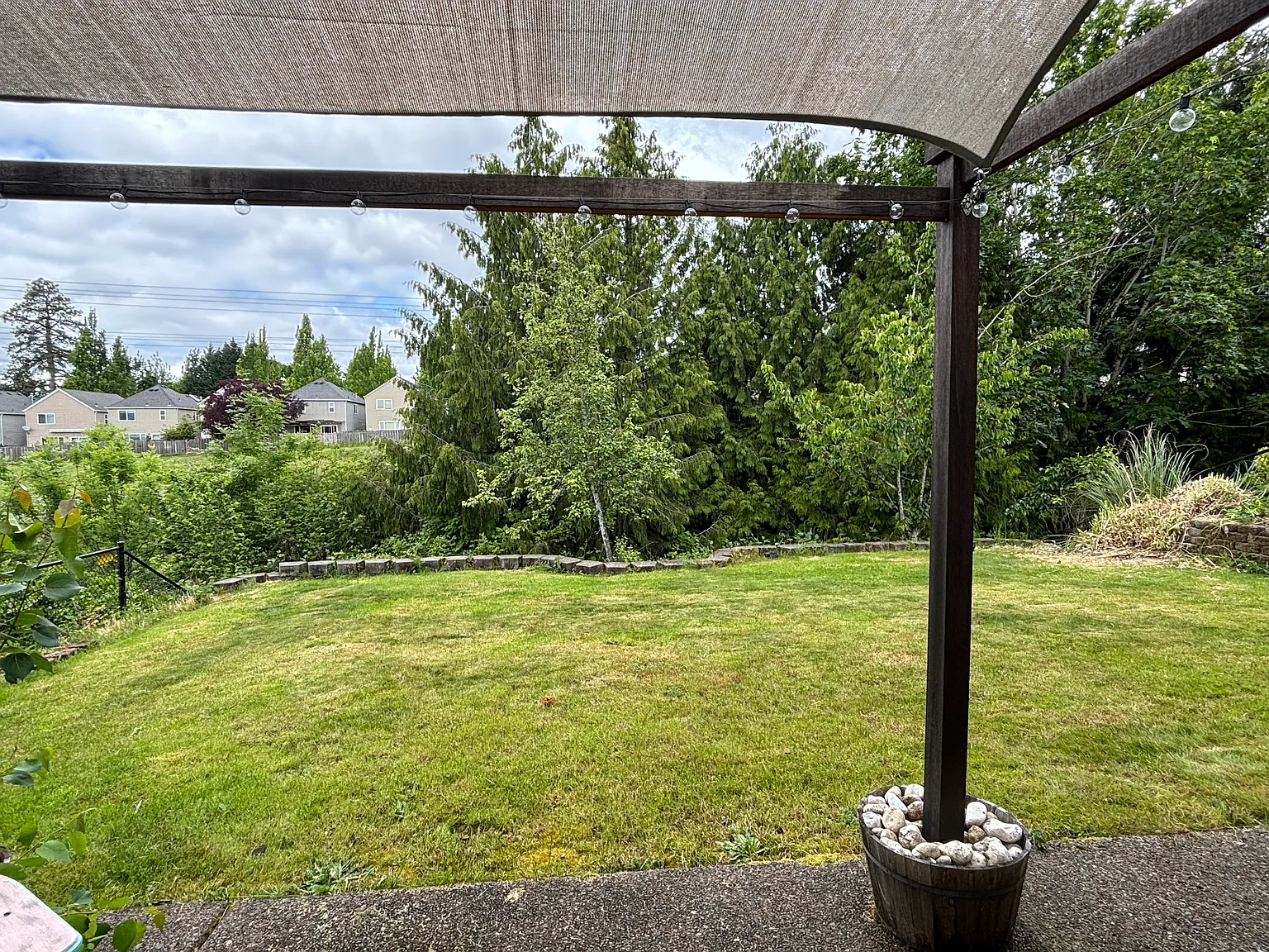 4 bed, 2.5 bath, 1867 sqft, $3,000 — Photo 2