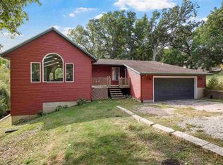 3411 Oak Hill Dr NE, North Liberty, IA 52317
