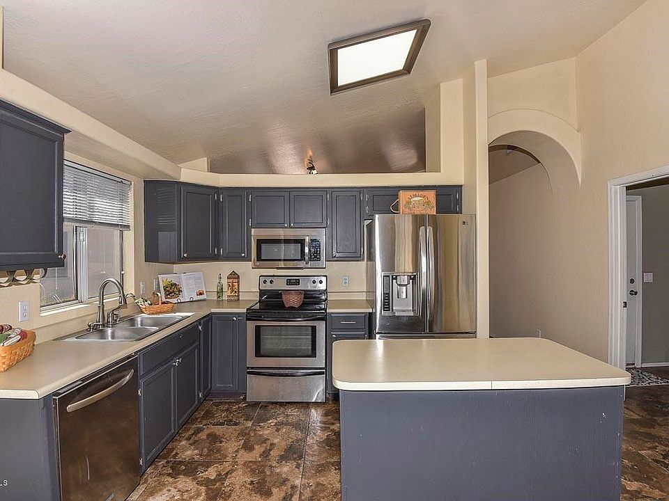 Kitchen-Island