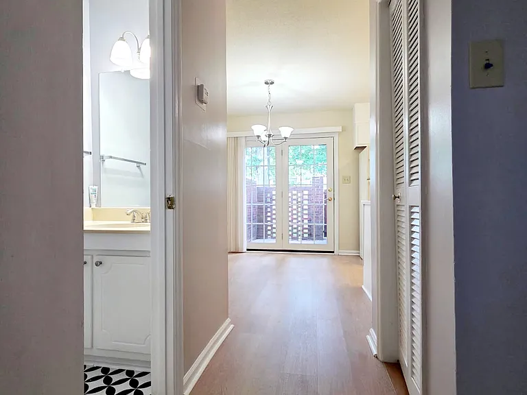 222 Northpoint Ave #H — Photo 4