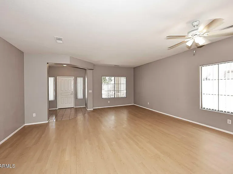 17430 W Yavapai St — Photo 6