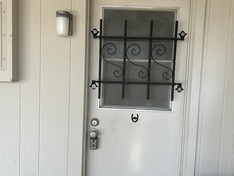 10620 W Coggins Dr — Photo 13