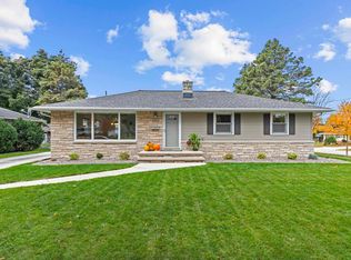 1807 N Gillett St, Appleton, WI 54914