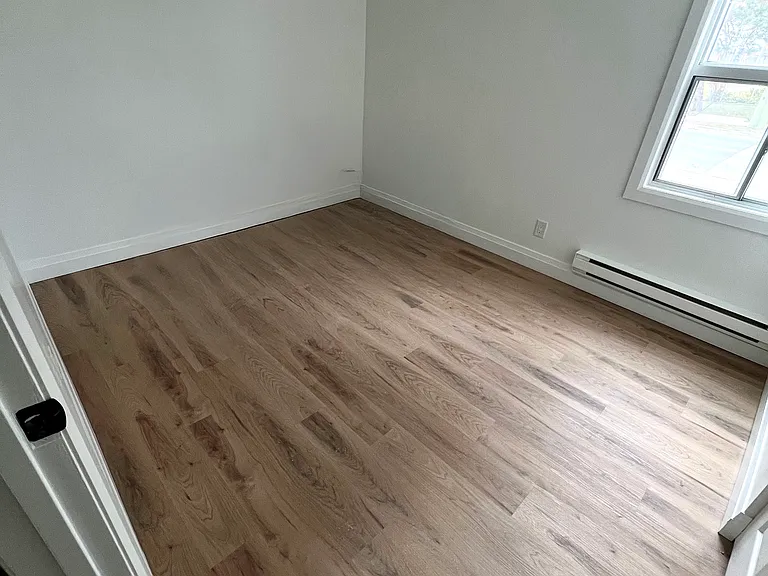 434 King St — Photo 13