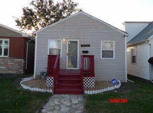 15360 9th Ave, Phoenix, IL 60426