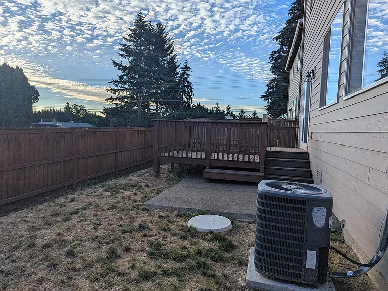 11810 NE 128th Pl — Photo 42