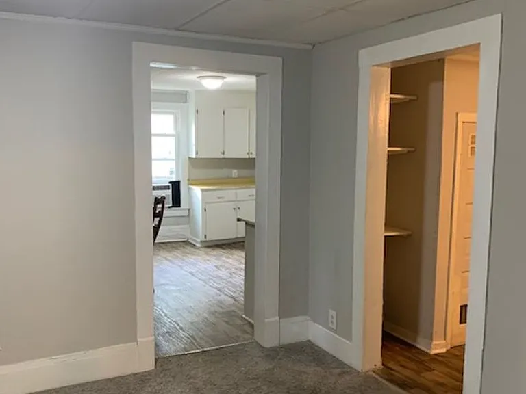 202 Magnolia St — Photo 5