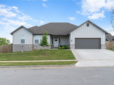 827 Mueller Way, Prairie Grove, AR, 72753