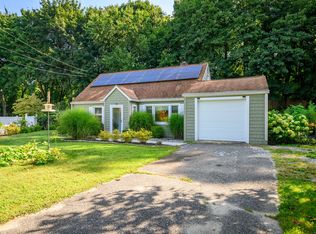5 Sharon Ct, Bethel, CT 06801