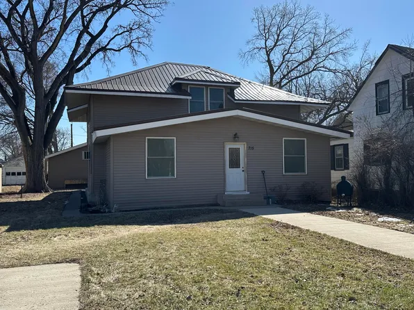 715 S Kline St, Aberdeen, SD 57401