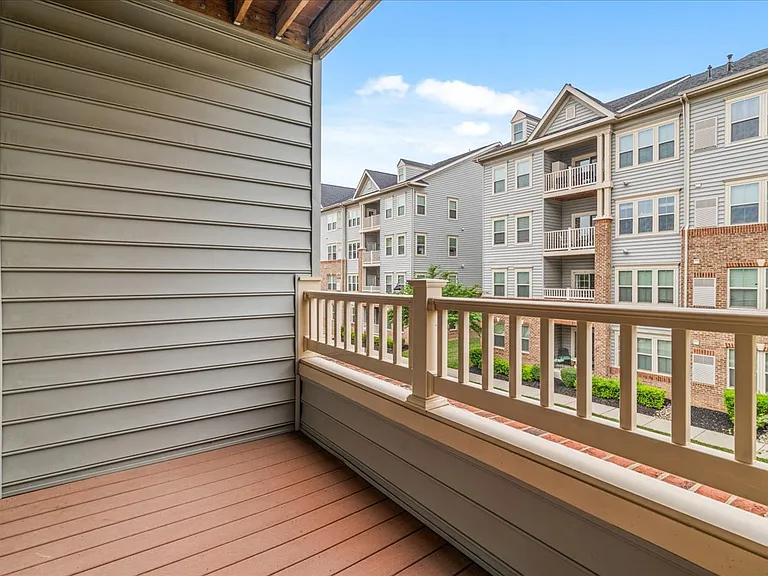 6511 Walcott Ln #1-202 — Photo 5