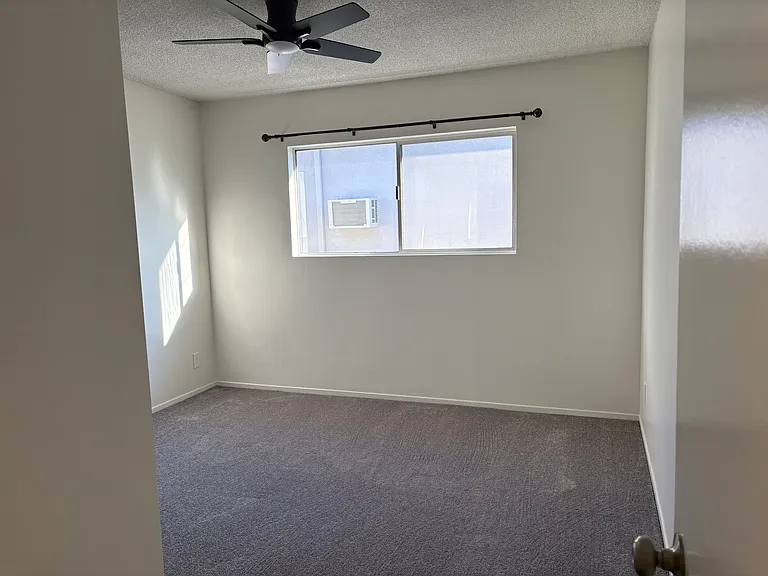 12624 Pacific Ave #6 — Photo 9