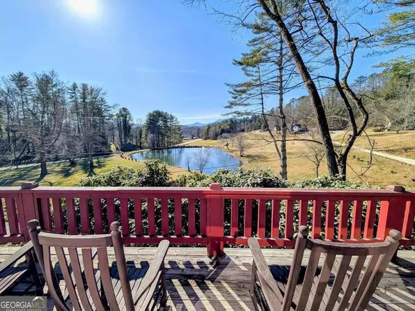 638 Chalet Village Ln, Dillard, GA 30537